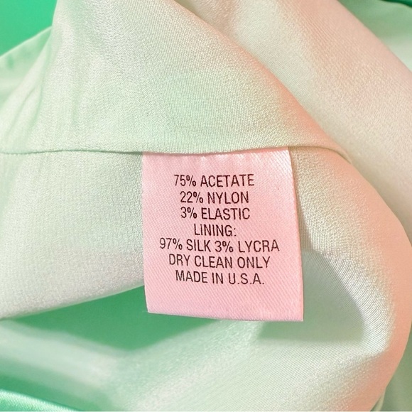 NEW Sergio Hudson Satin High Waist Fitted Mini Skirt in Mint Green Shopbop 6 - Picture 11 of 12